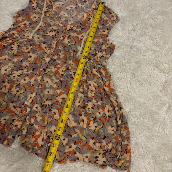 Anthropologie Vanessa Virginia Floral Cap Sleeve Babydoll Top Woman’s Size S - Picture 5 of 11